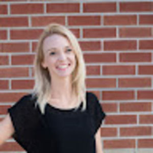 Meet your Posher, Courtney